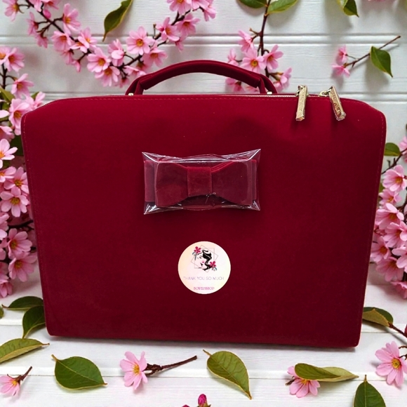 Estee Lauder Makeup Cosmetic Bag TRAIN CASE RED - Picture 1 of 13